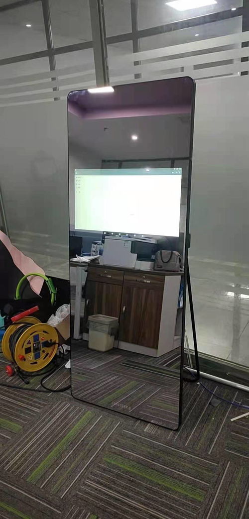 鏡面廣告機 鏡中的廣告新維度